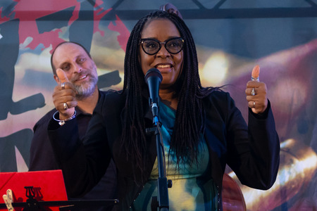 Lori Williams & Band 17.7 (8)